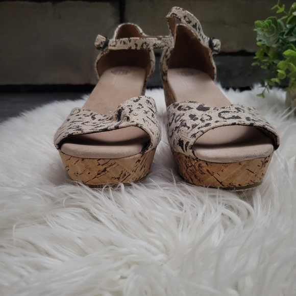 Leopard-Print Cork Platform Wedge size 10 - Picture 4 of 13